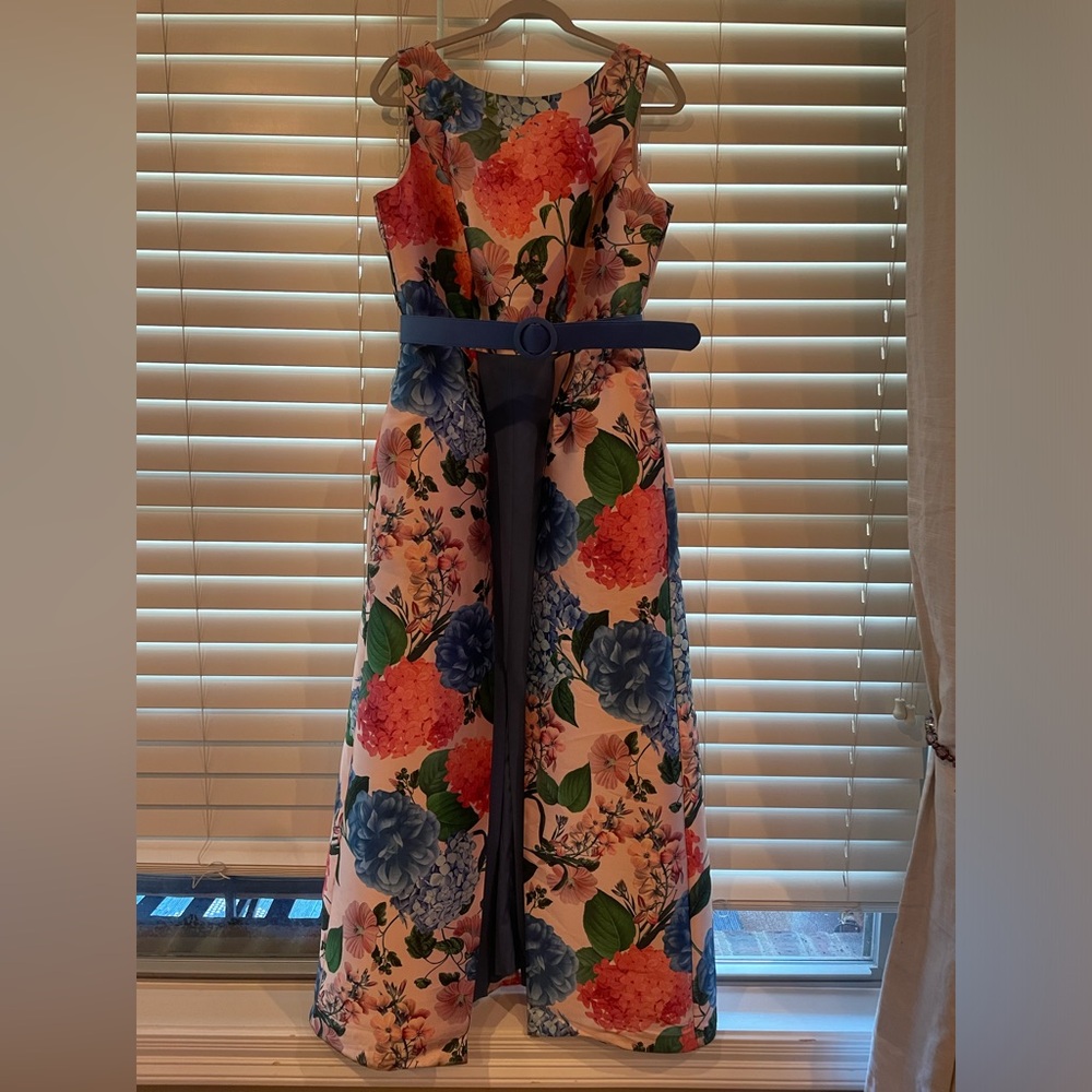 Kay Unger Formal Gown